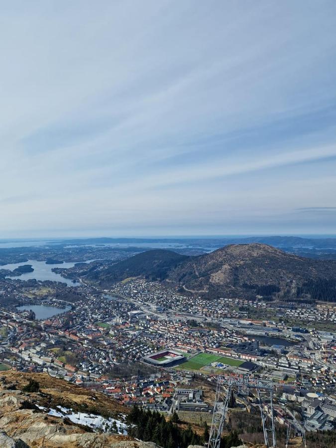 Apartments Bergen Free Parking ภายนอก รูปภาพ